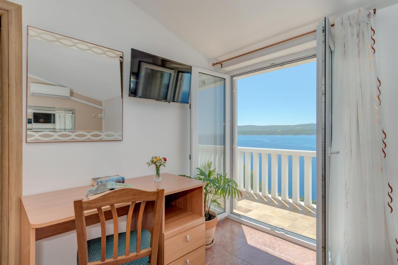 Natalie Apartment Omiš Екстериор снимка