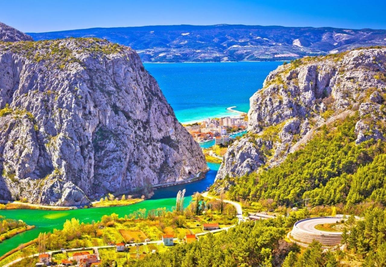 Natalie Apartment Omiš Екстериор снимка