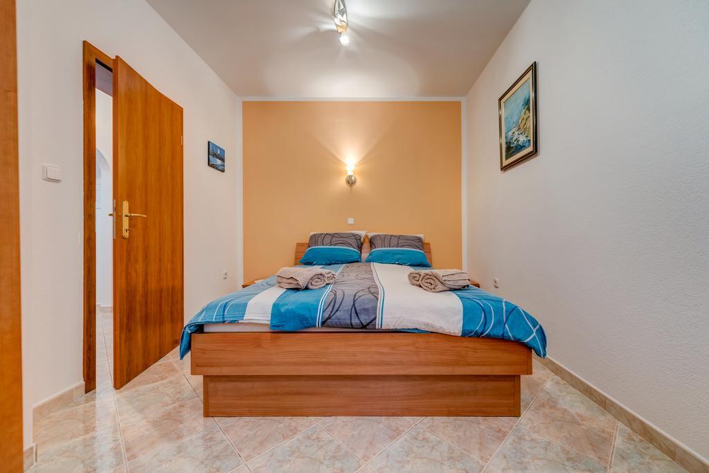 Natalie Apartment Omiš Екстериор снимка