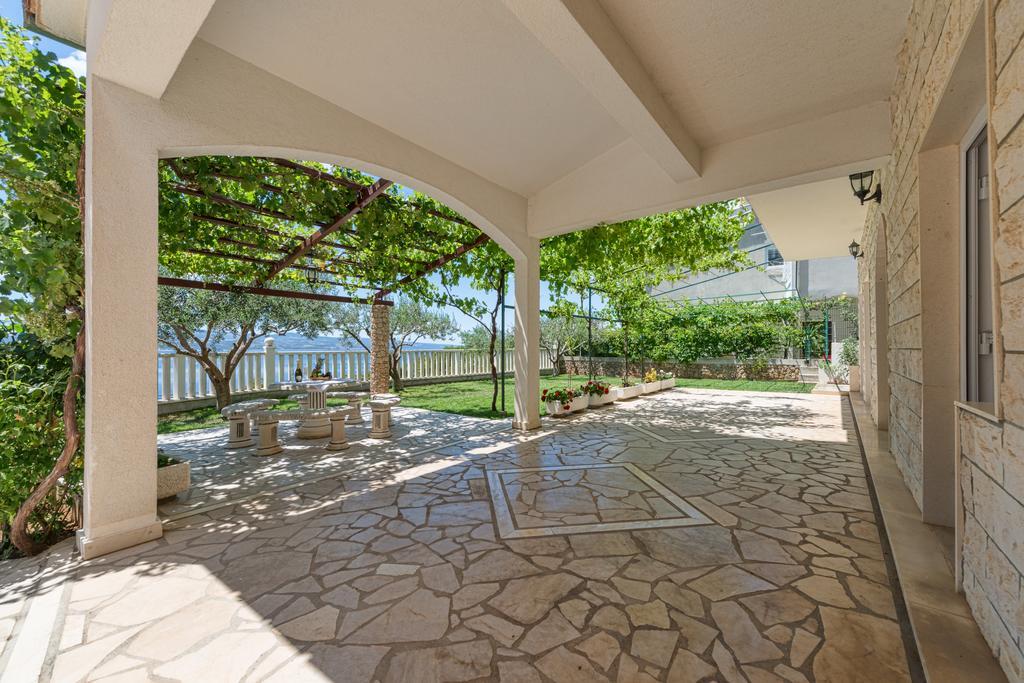 Natalie Apartment Omiš Екстериор снимка