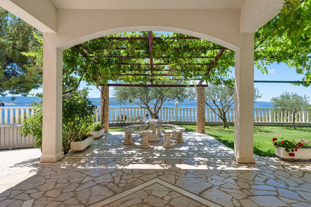 Natalie Apartment Omiš Екстериор снимка