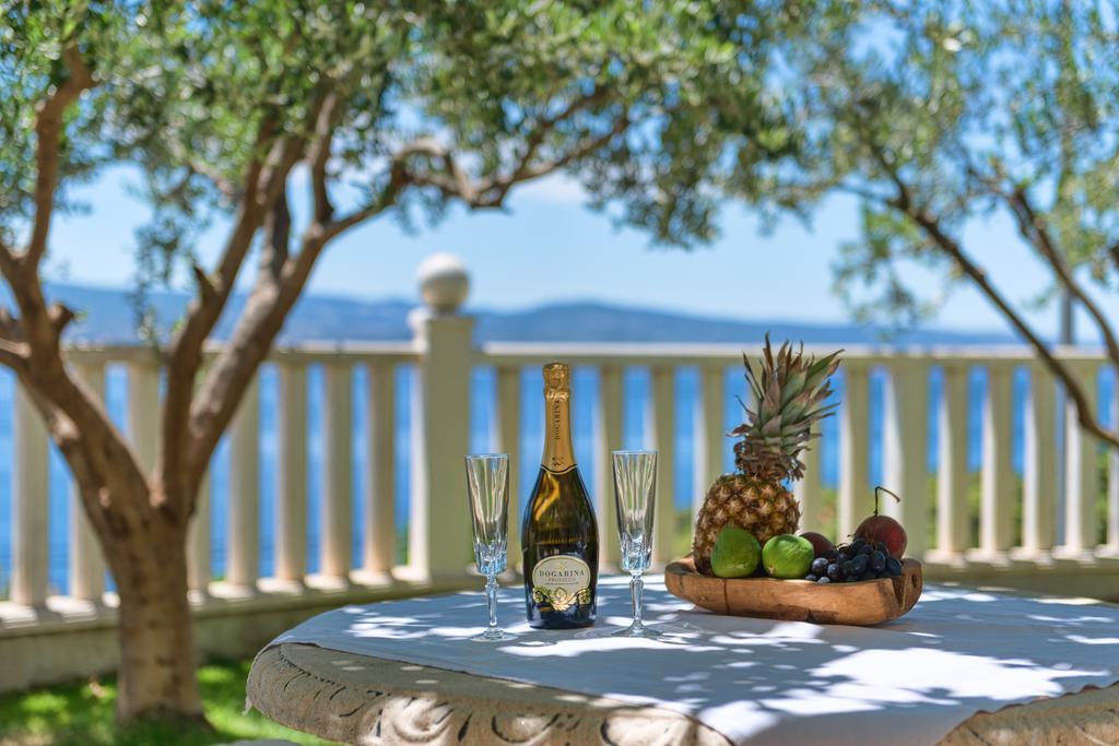 Natalie Apartment Omiš Екстериор снимка